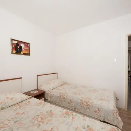 Apartment Jasenka Supetar St